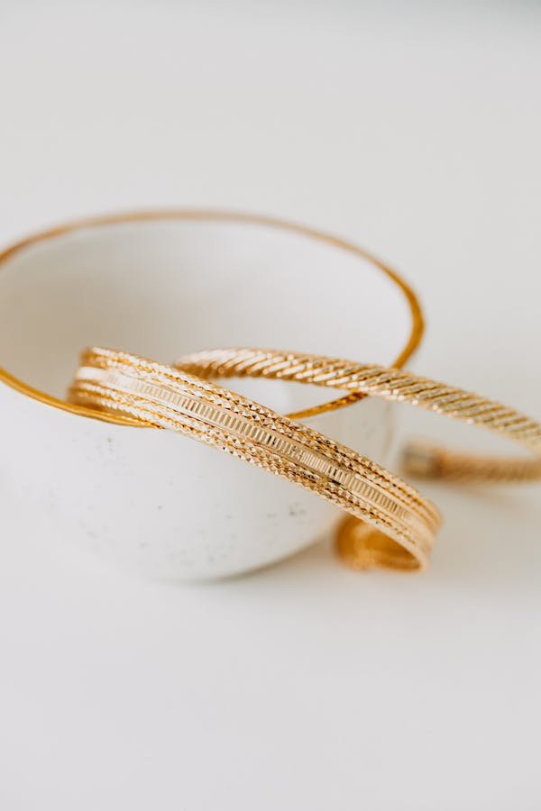Bracelet luxe : Élégance et raffinement pour toutes les occasions
